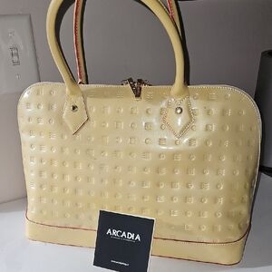 ARCADIA VINTAGE BUTTER YELLOW PATENT LEATHER SATCHEL HANDBAG
